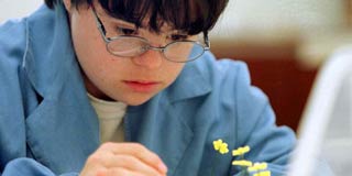 La Fundaci�n S�ndrome de Down vende sus propias participaciones para la loter�a.