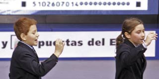 Los ni�os de San Ildefonso han cantado dos veces el 15640.